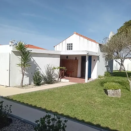 Vakantiehuis In Mit Eigenem Pool *